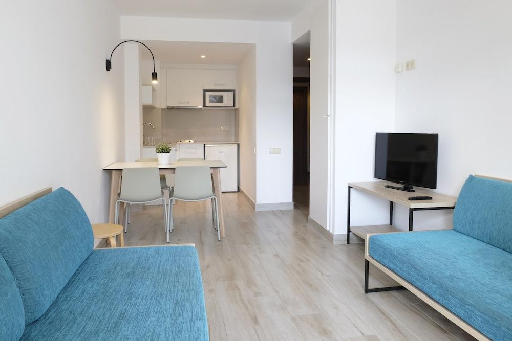 Aparthotel Cye Holiday Centre Salou Esterno foto