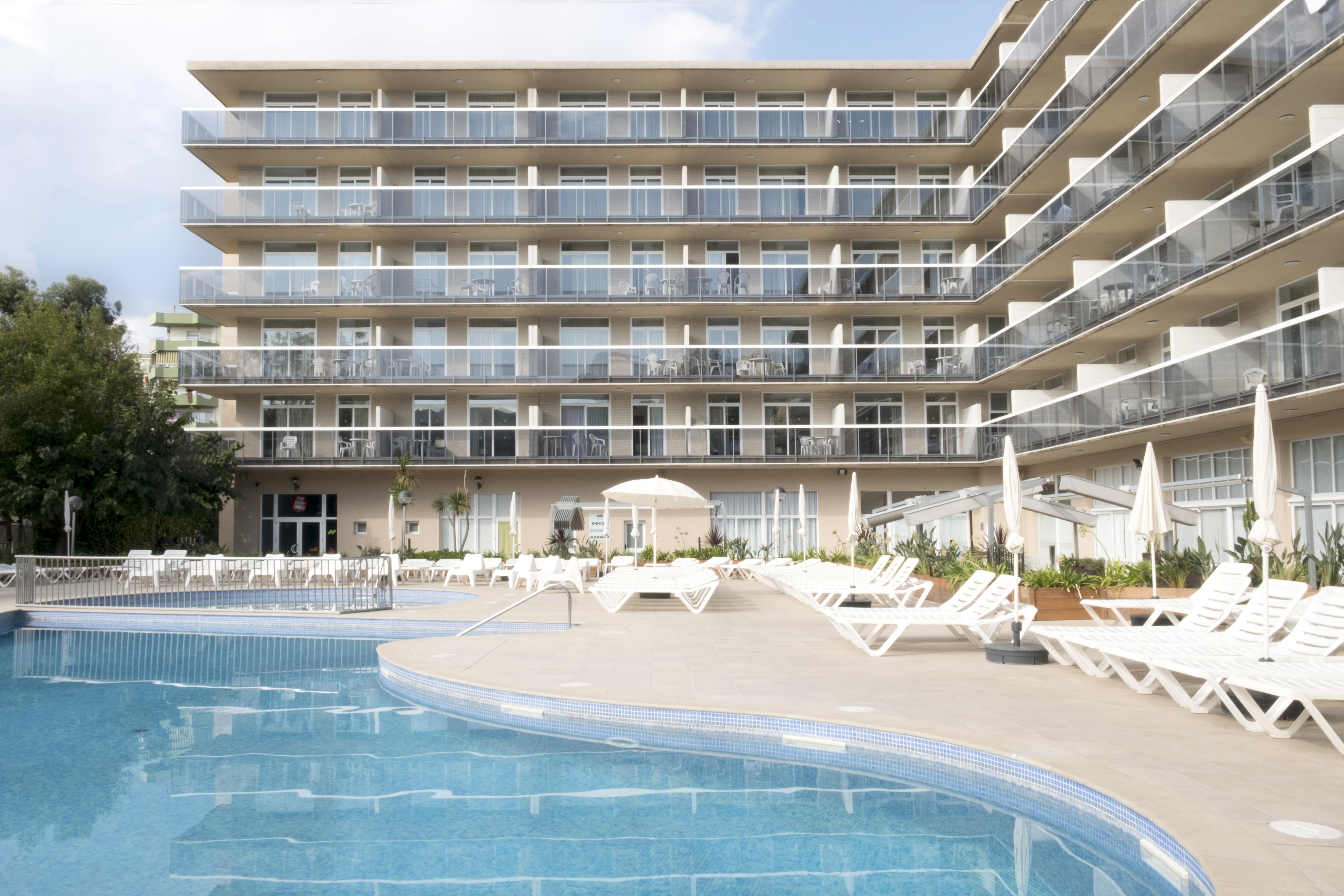 Aparthotel Cye Holiday Centre Salou Esterno foto