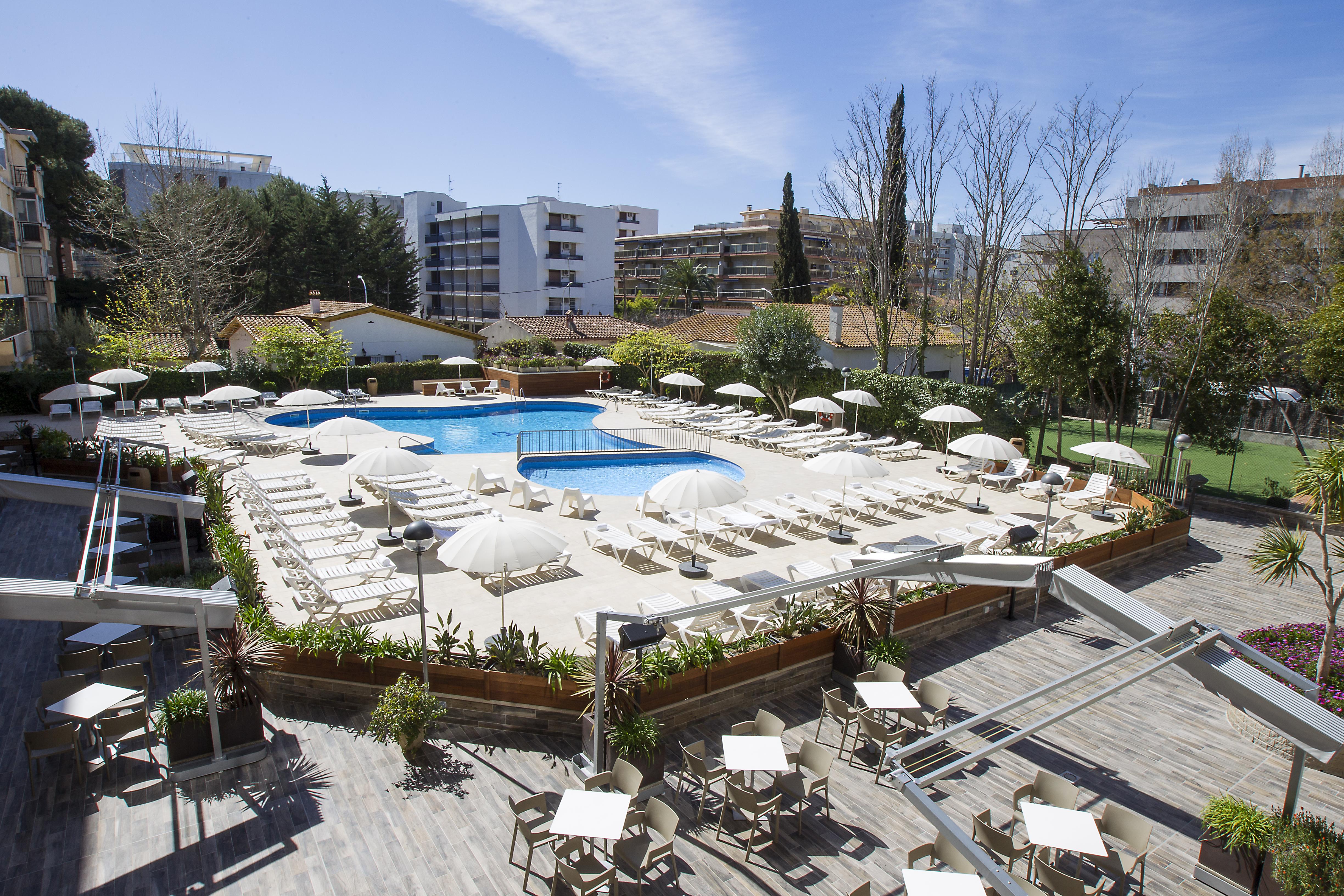 Aparthotel Cye Holiday Centre Salou Esterno foto